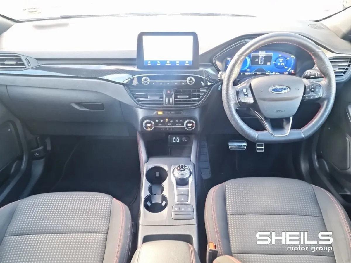 Ford Kuga 2.5 Duratec 190PS Fhev St-line Auto - Image 3