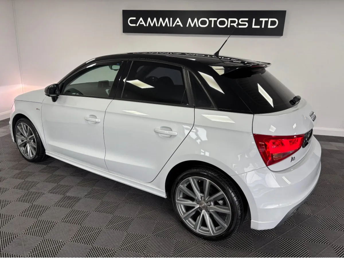 Audi A1 *AUDI A1* S-LINE* *BLACKPACK* *LOW MILEGE* - Image 4