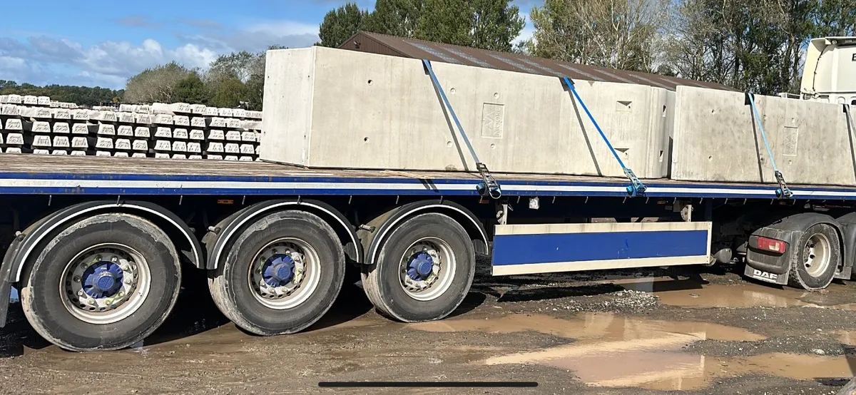 SDC 45ft Flat Trailer - Image 2