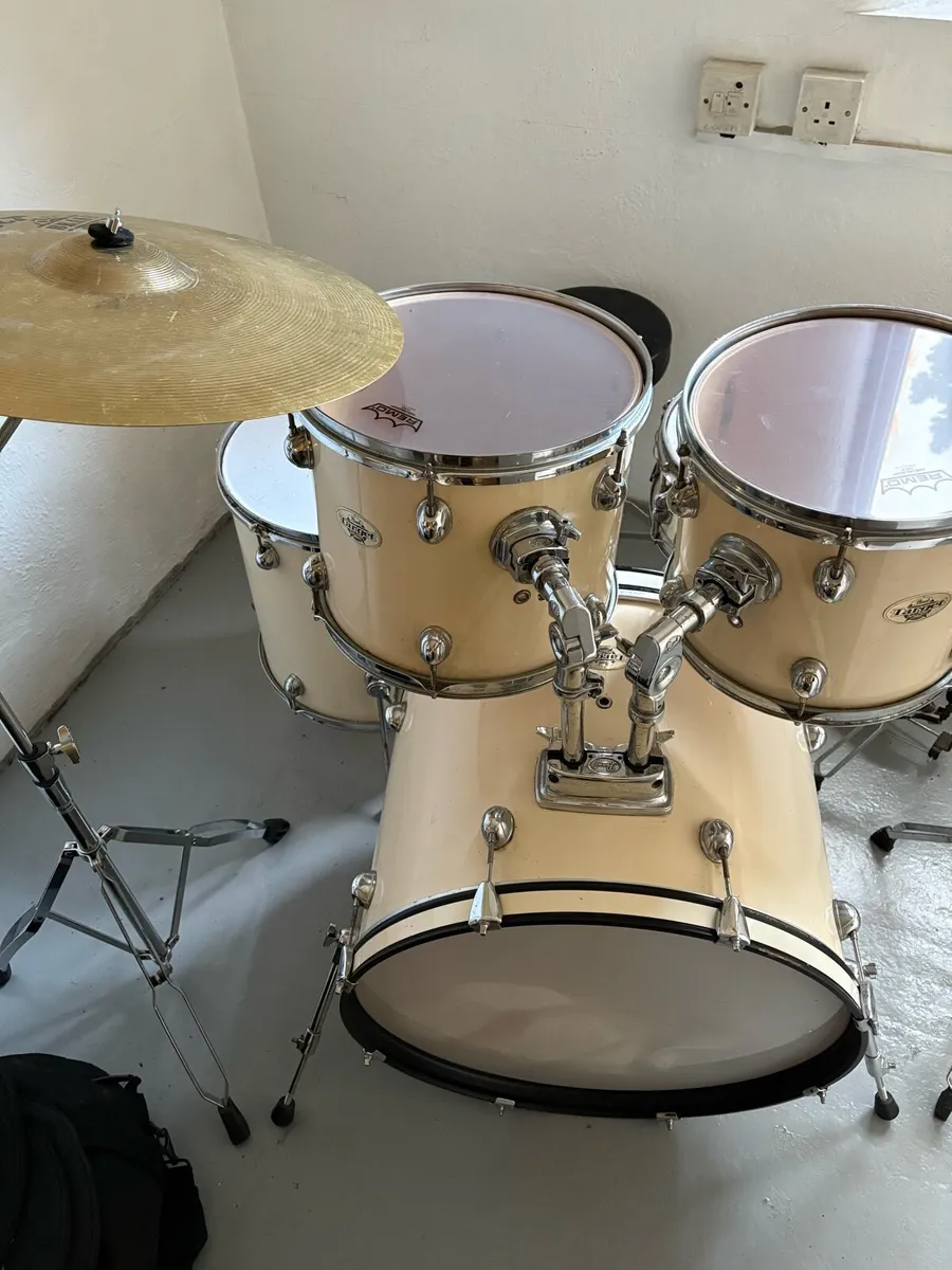 Pearl Target Drum Kit - Image 4