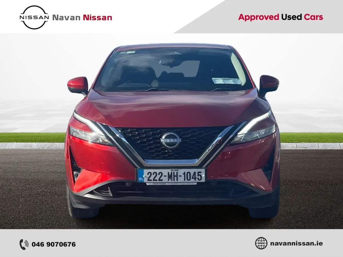 Nissan QASHQAI 1.3i M/hyb SV Premium Auto - Image 3