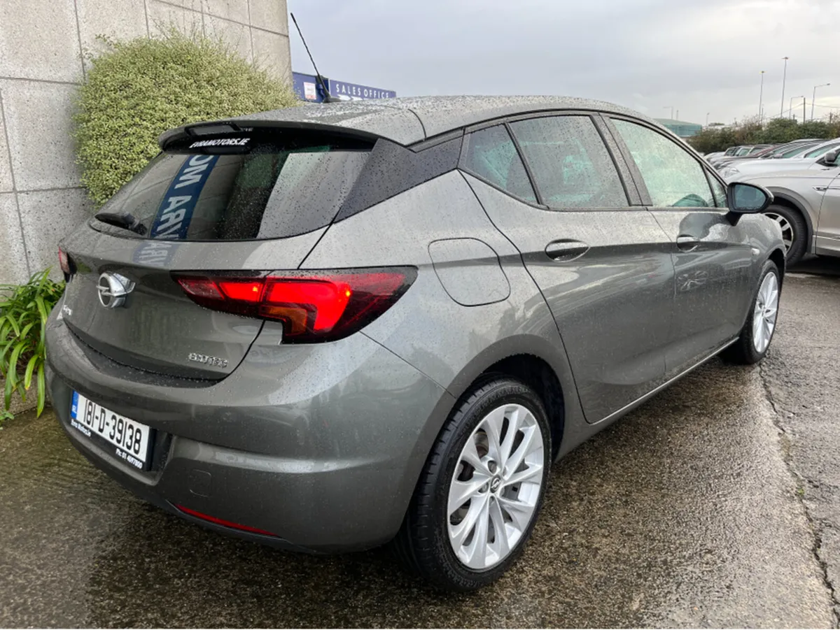 Opel Astra SC 1.0T PETROL - Image 4