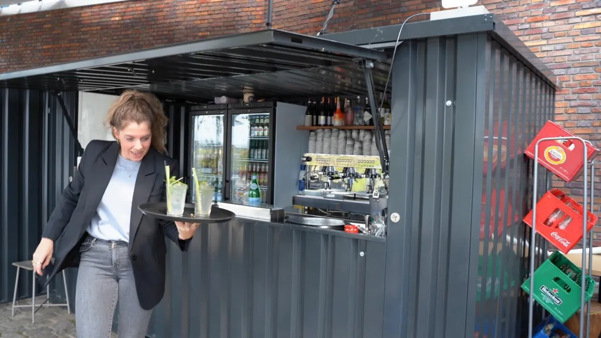 Modern 4x2 Bar Container – Weatherproof Build - Image 1