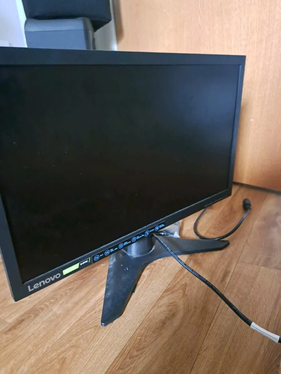 Lenovo G24 10 Monitor - Image 1
