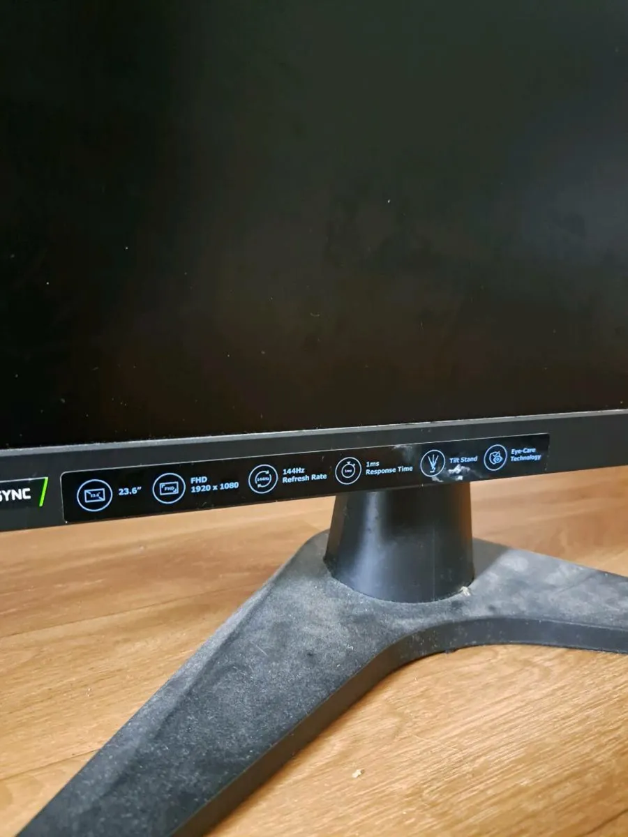 Lenovo G24 10 Monitor - Image 2