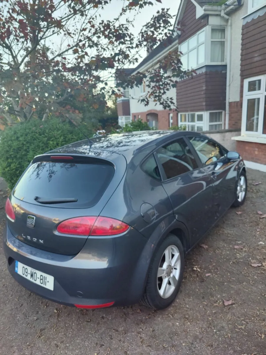 SEAT Leon 2009 - Image 2