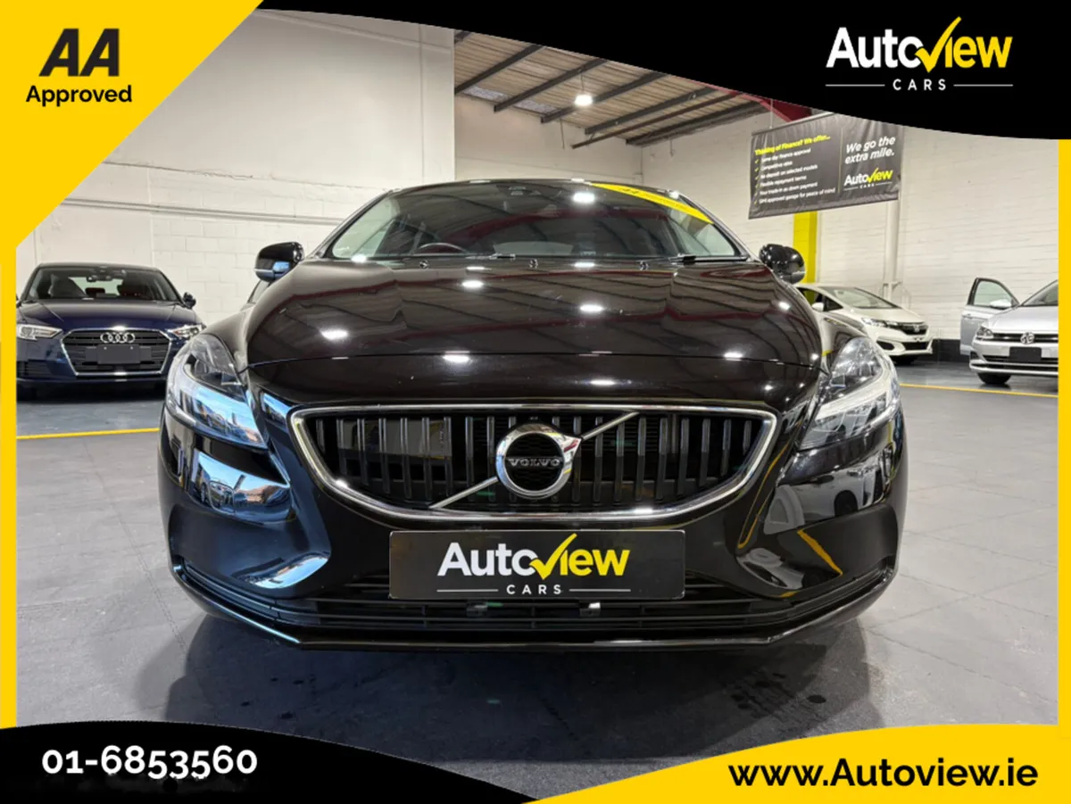Volvo V40 D4 2.0 Diesel Automatic, AA APPROVED // - Image 2