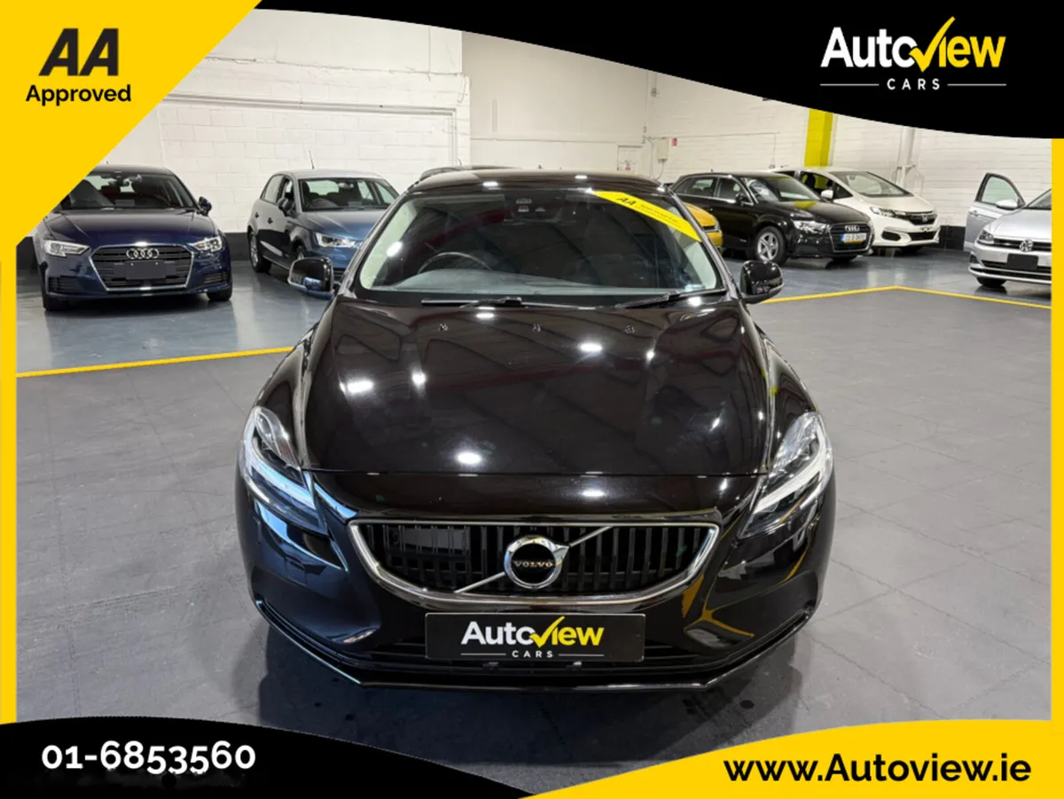 Volvo V40 D4 2.0 Diesel Automatic, AA APPROVED // - Image 3