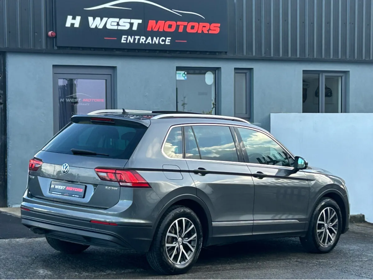 Volkswagen Tiguan CL 2.0 TDI 115HP MANUAL 6SPEED F - Image 3