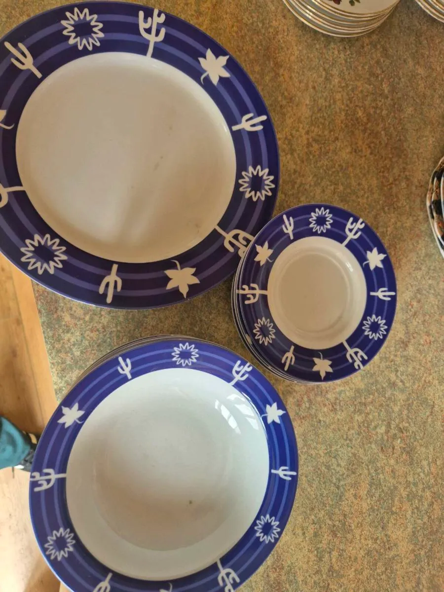 Dinnerwear set - Image 3