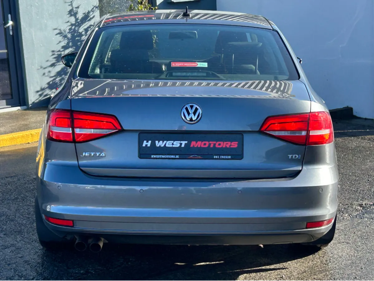 Volkswagen Jetta CL 2.0 TDI MANUAL 5SPEED 110HP 4D - Image 3