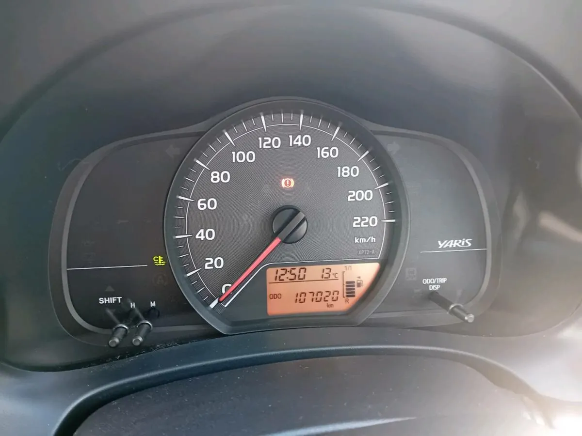 Toyota Yaris - Image 4