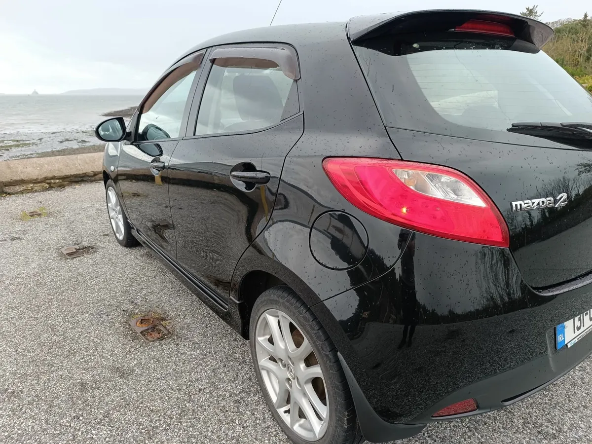 Mazda 2 SPORT 2013 - Image 2