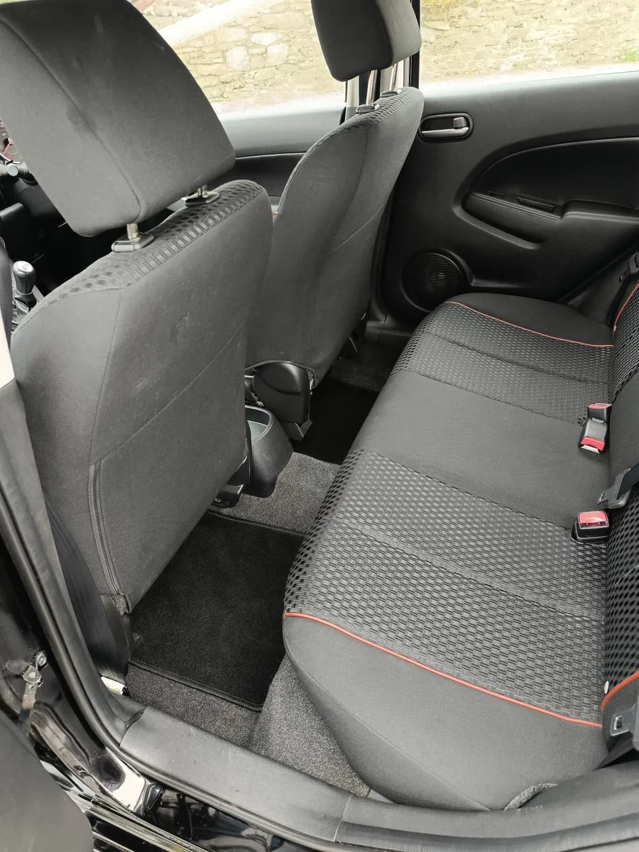 Mazda 2 SPORT 2013 - Image 4