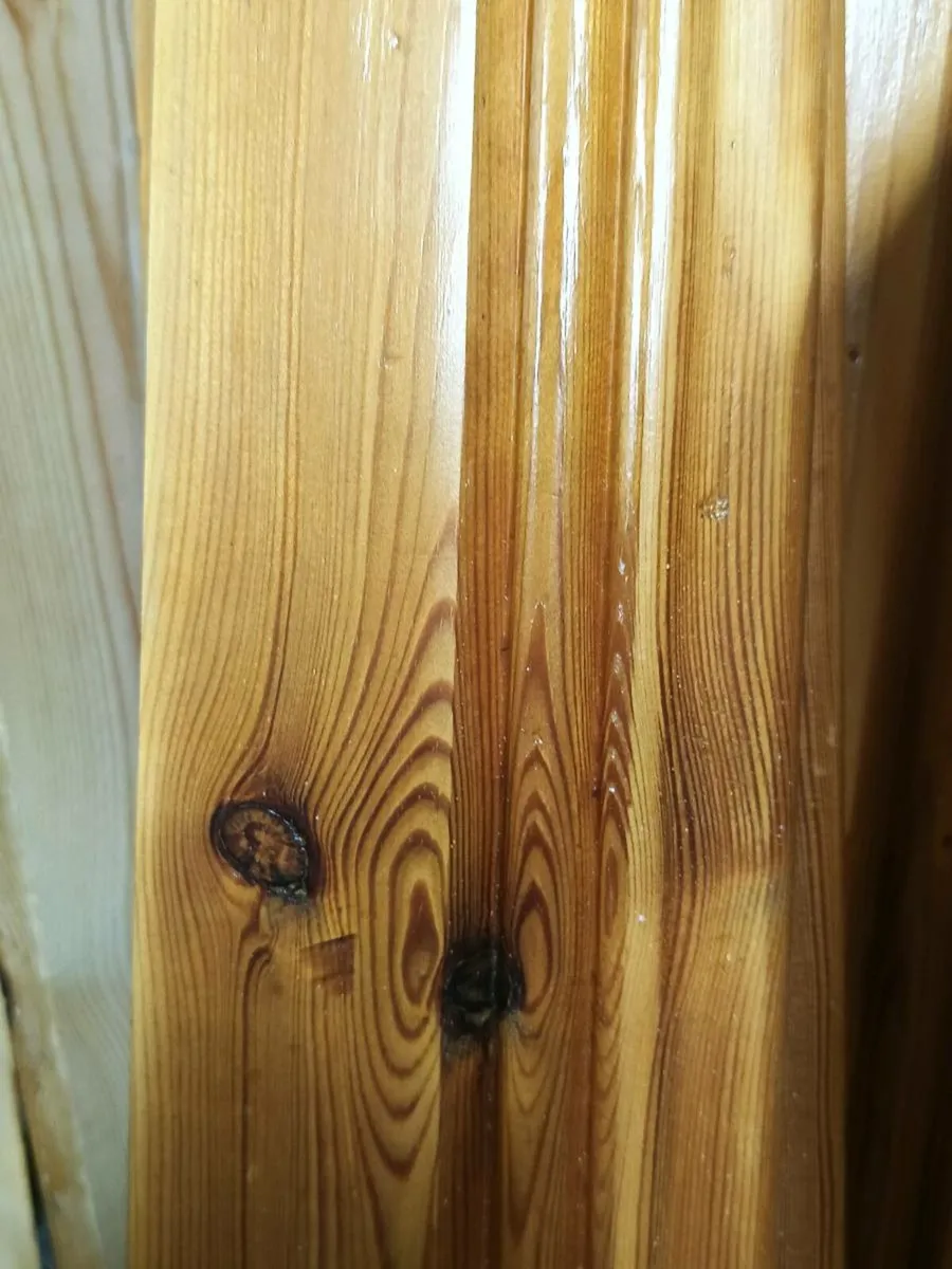 Used white deal skirtting - Image 3