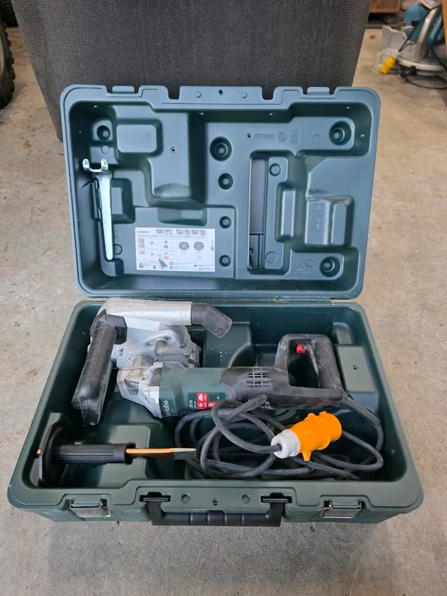 WALL CHASING MACHINE - Image 1