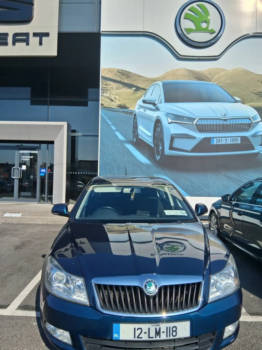 Skoda Octavia 2012 - Image 2