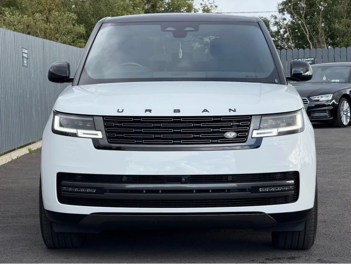 Land Rover Range Rover RARE DIESEL URBAN STYLING - Image 2