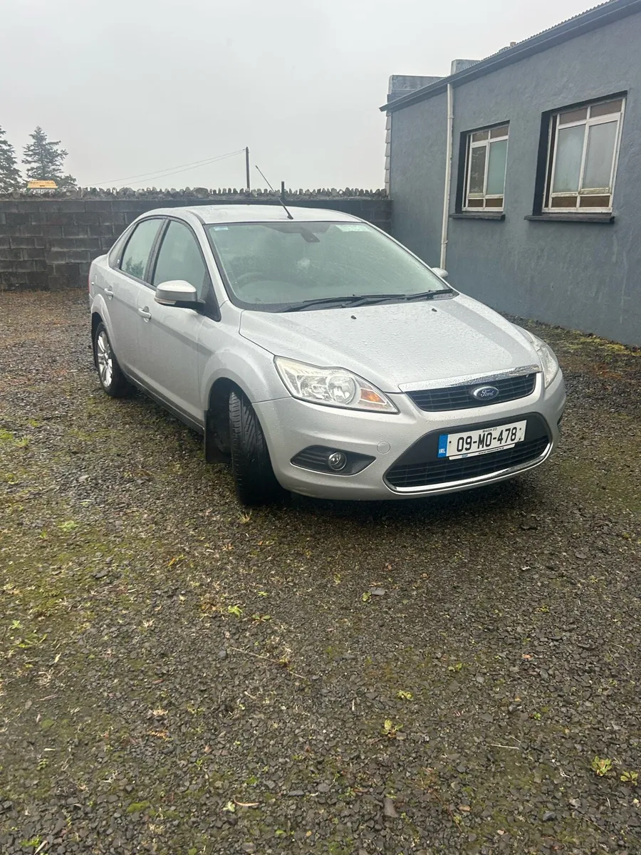 Low Mileage 1 Owner Ford Focus 09 - Image 1