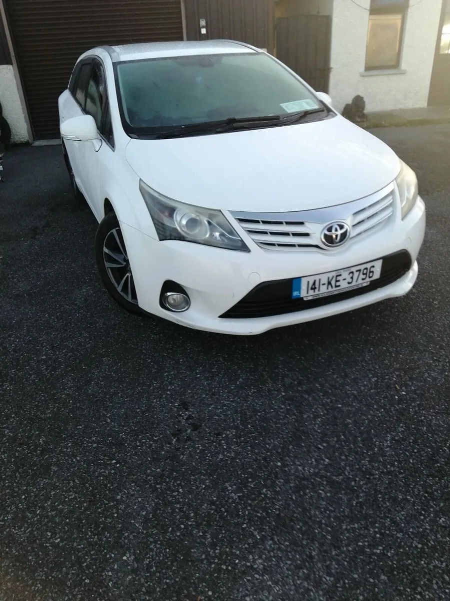 2014 Toyota Avensis - Image 2