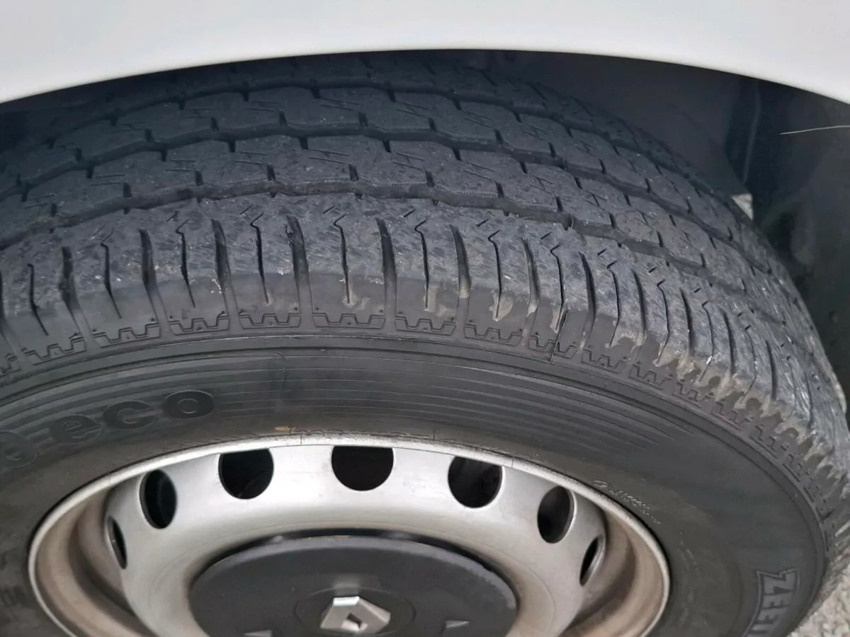 Renault Master - Image 3