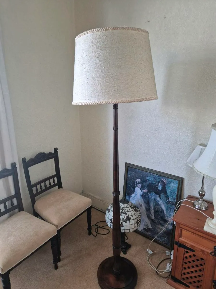 Collection of lamps - Image 4