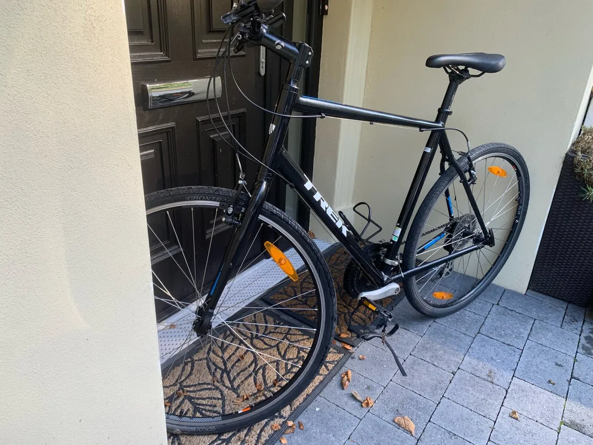 As new Trek FX1 XL 22.5 inch frame 700x35c - Image 1