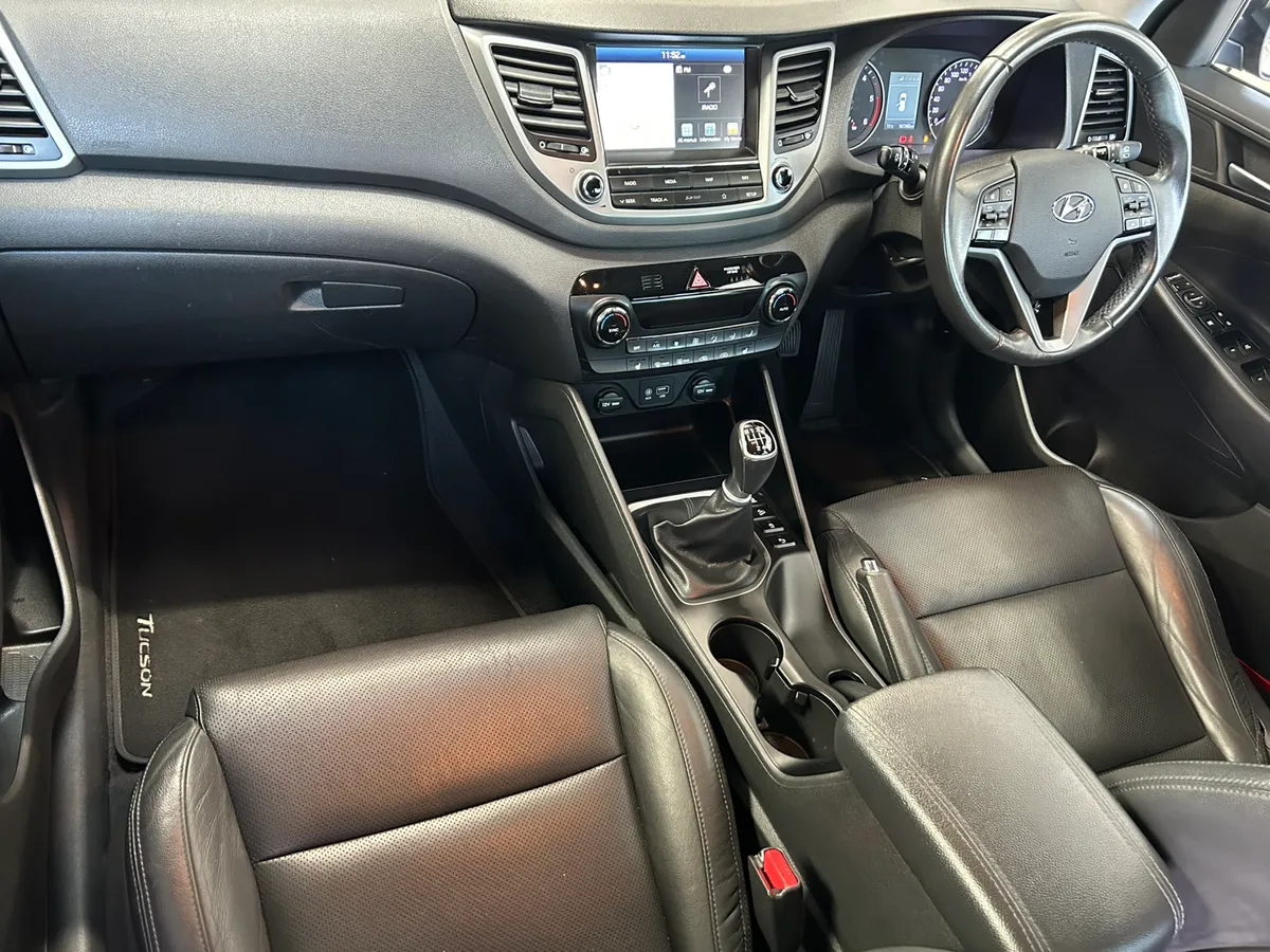 2018 Hyundai Tucson Executive - Image 3