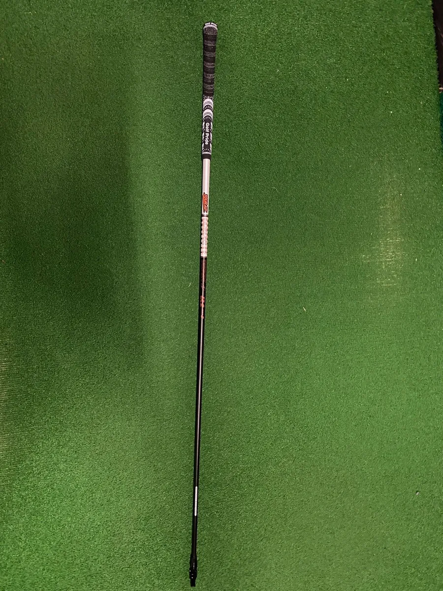 Callaway Graphite Design Tour AD IZ 6S - Image 1