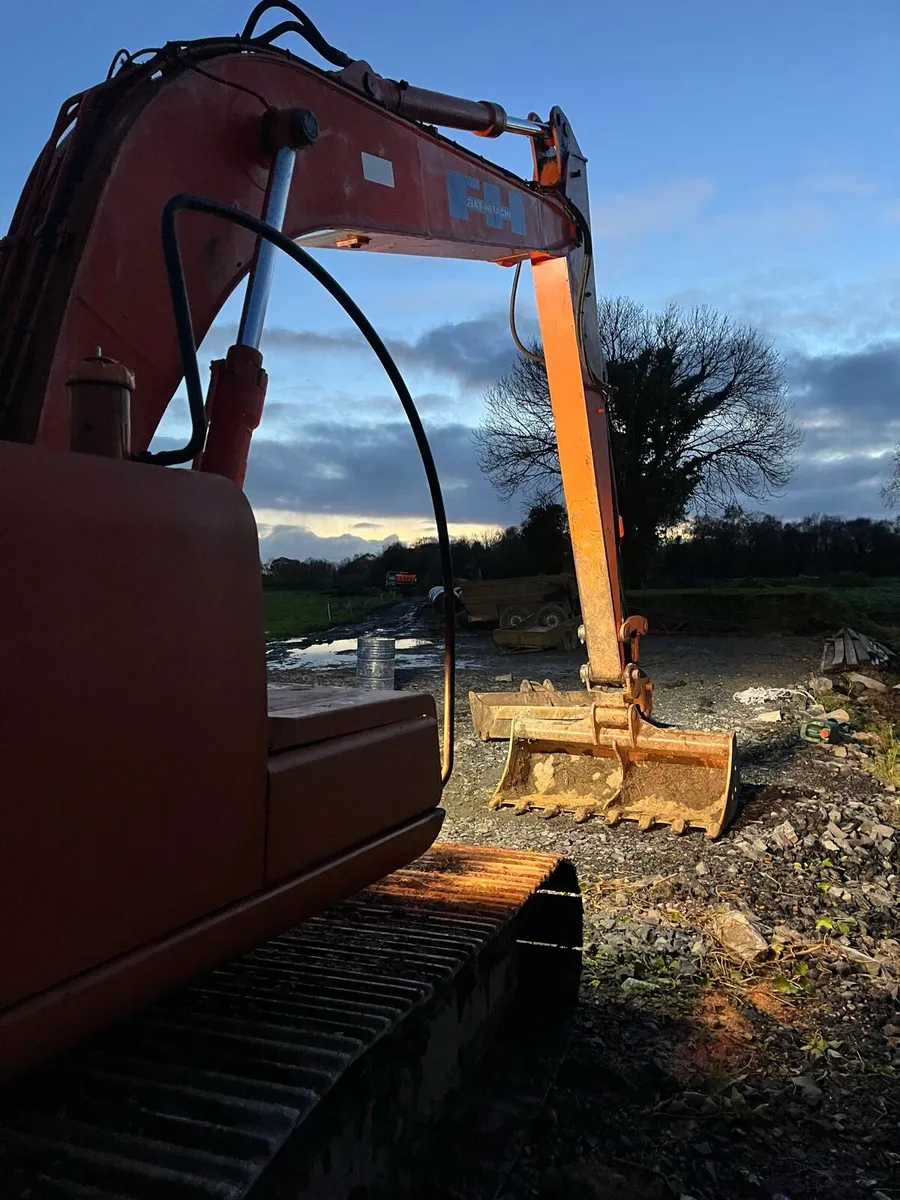 Fiat hitachi 135 - Image 3