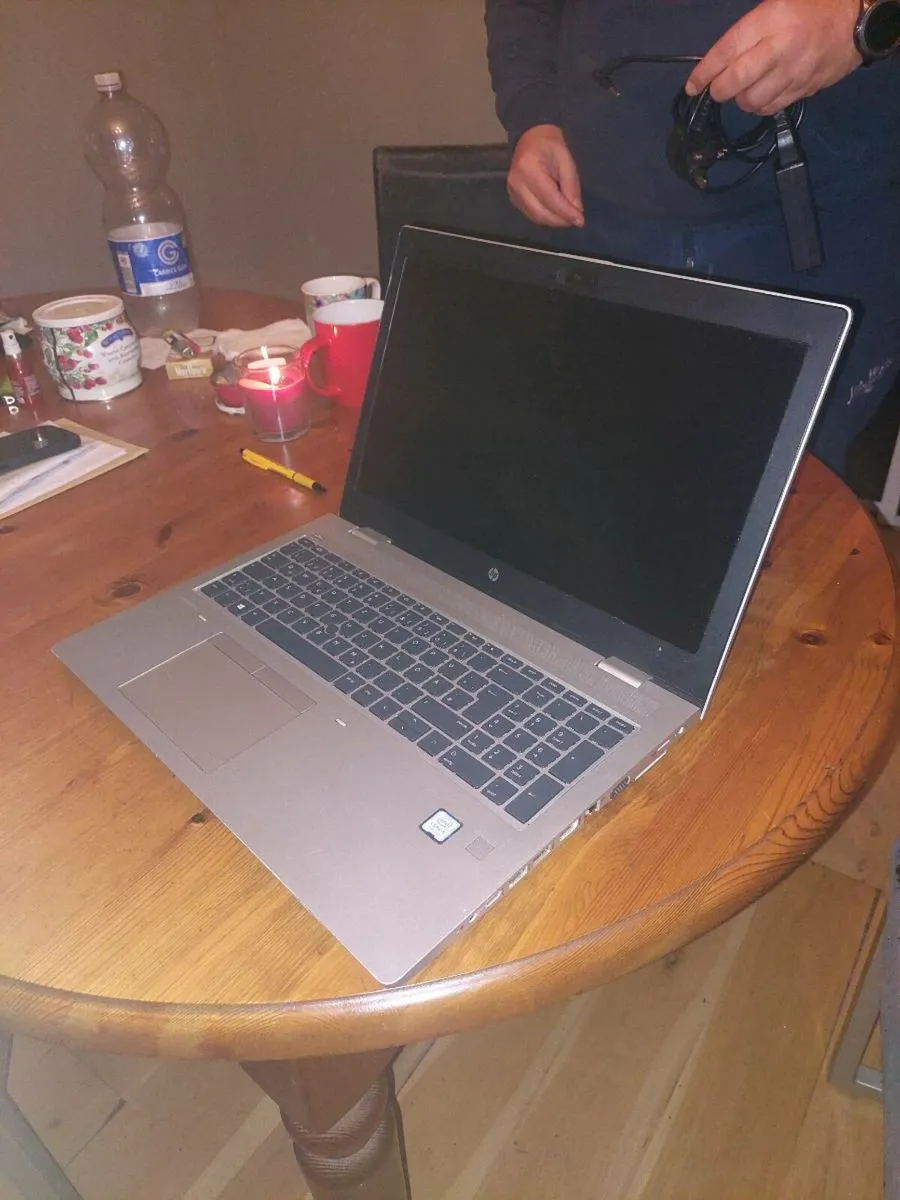 Laptop - Image 1