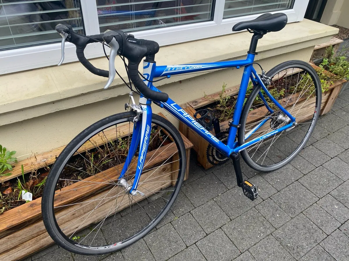 Lapierre Aducio 700x25c wheels 24 speed - Image 1