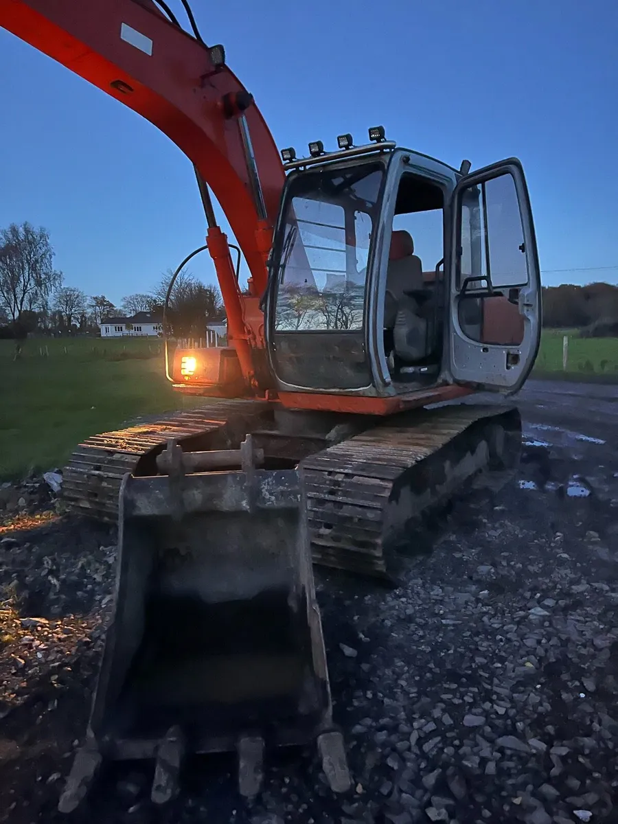 Fiat hitachi 135 - Image 4