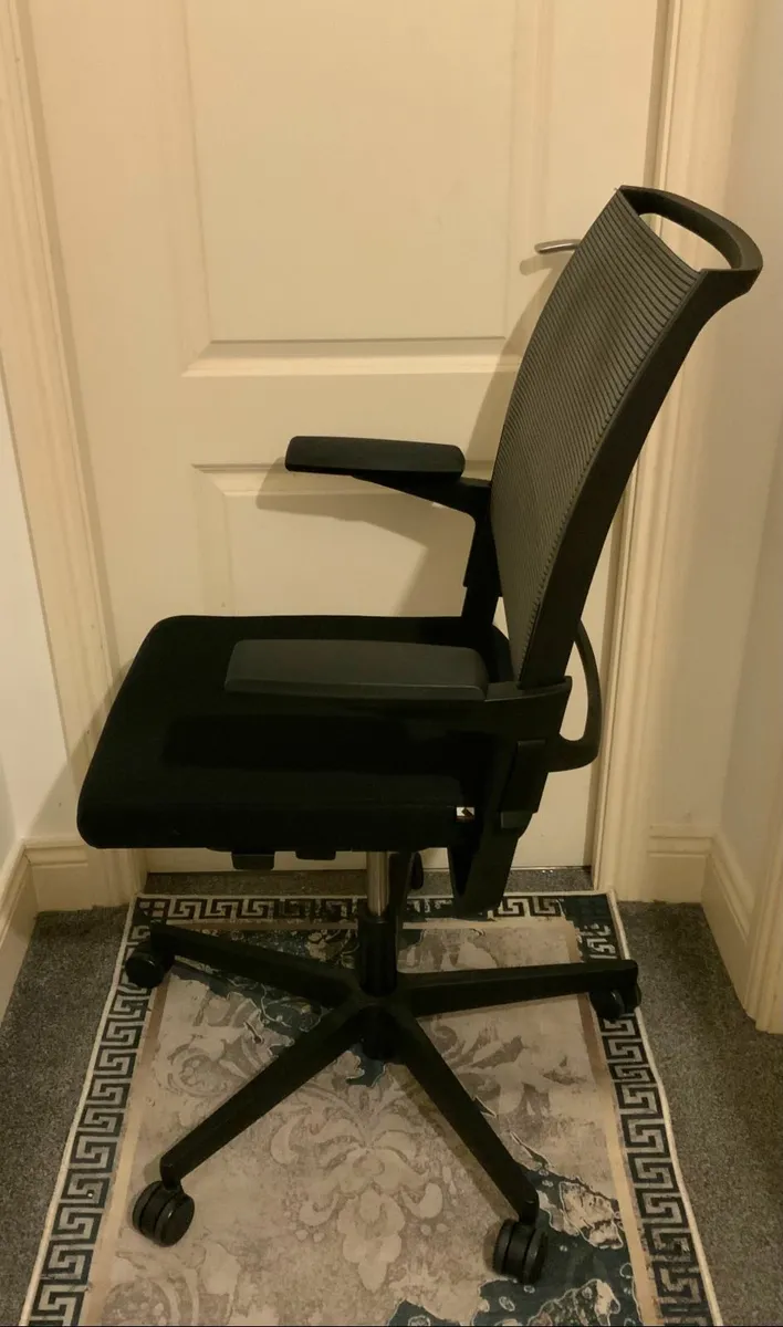 Office Chairs - Image 2
