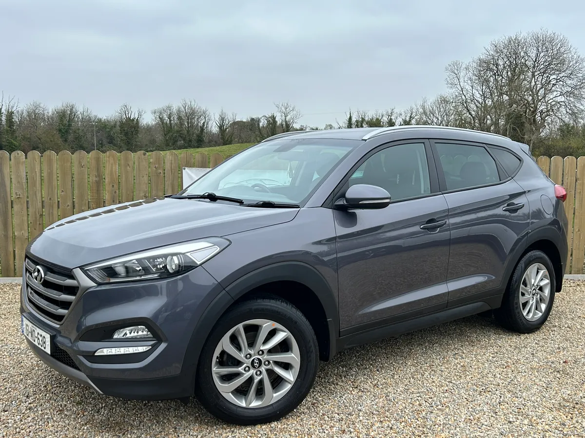 2016 Hyundai Tucson Executive - Image 1