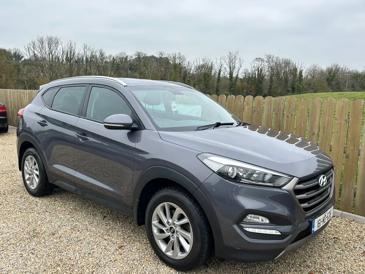 2016 Hyundai Tucson Executive - Image 3
