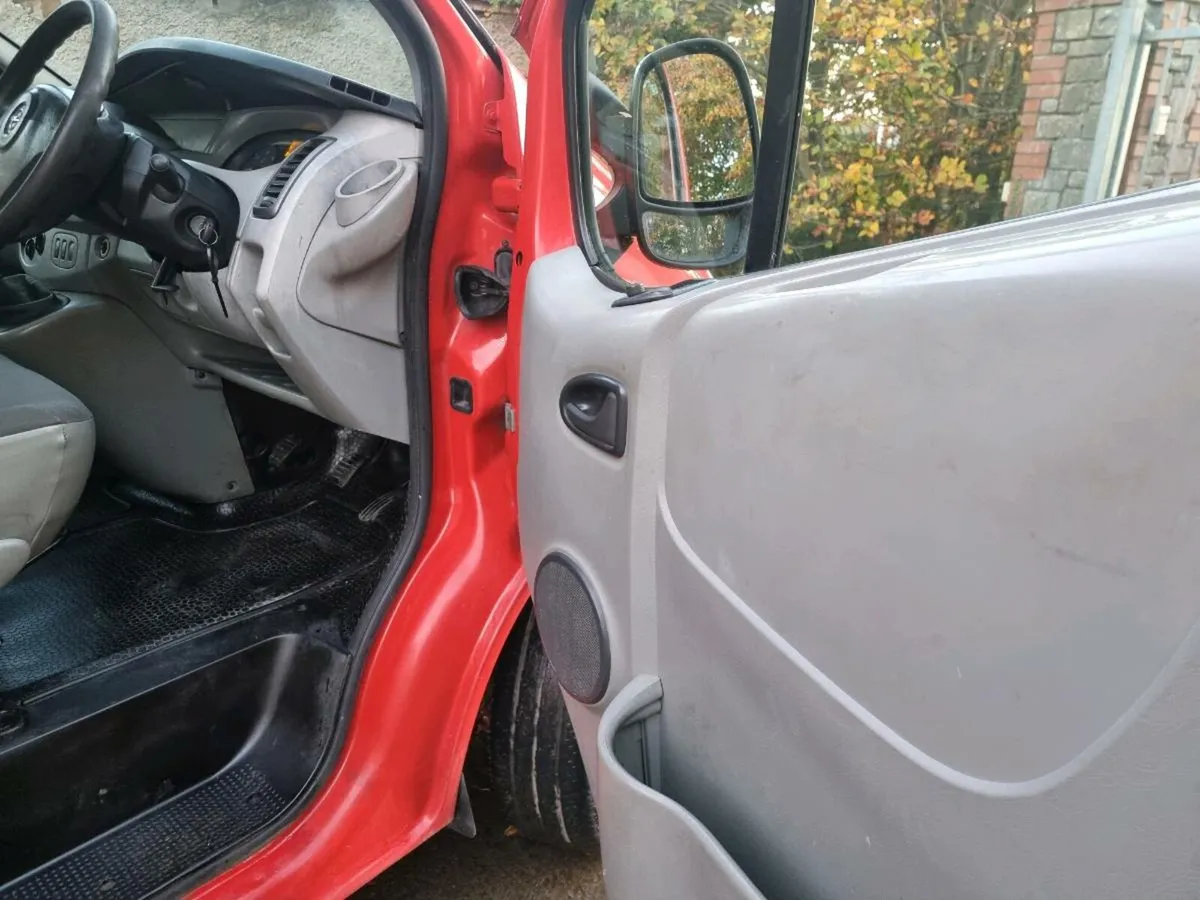 10 Opel Vivaro Cvrt 04 26. - Image 3