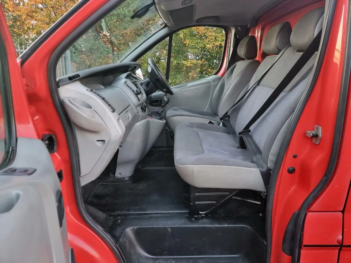 10 Opel Vivaro Cvrt 04 26. - Image 4