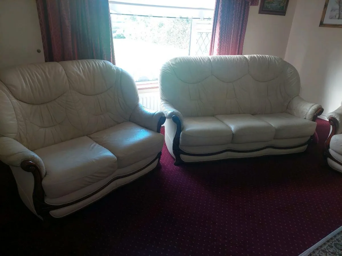 3 piece suite of furniture - Image 3