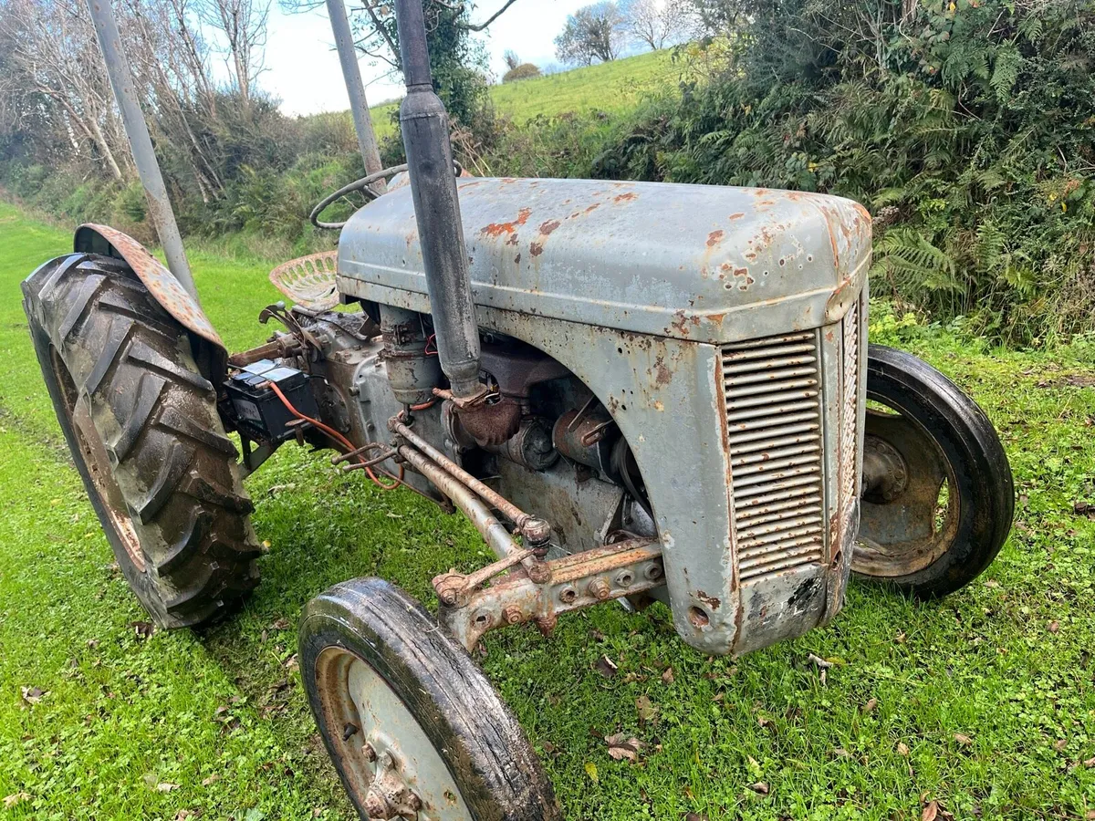 Ferguson 20 diesel barn find - Image 1