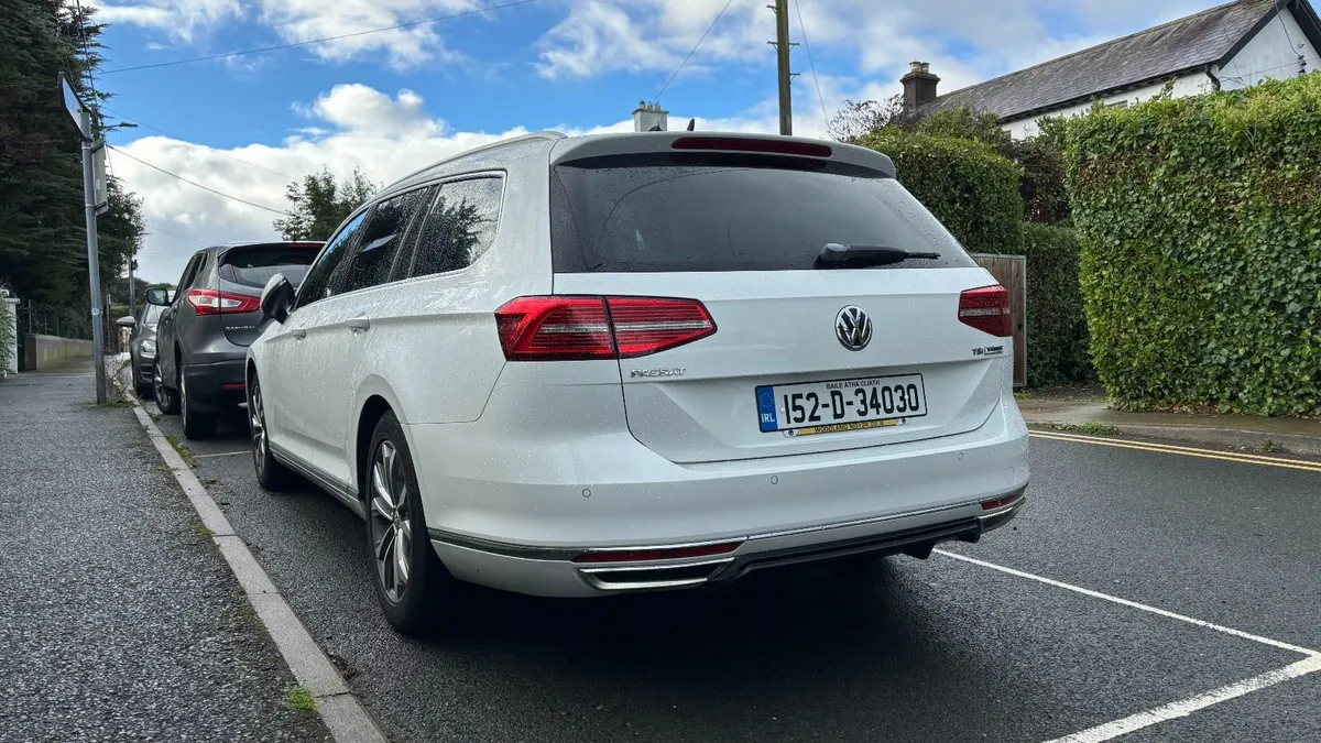 Volkswagen Passat 2015 - Image 4