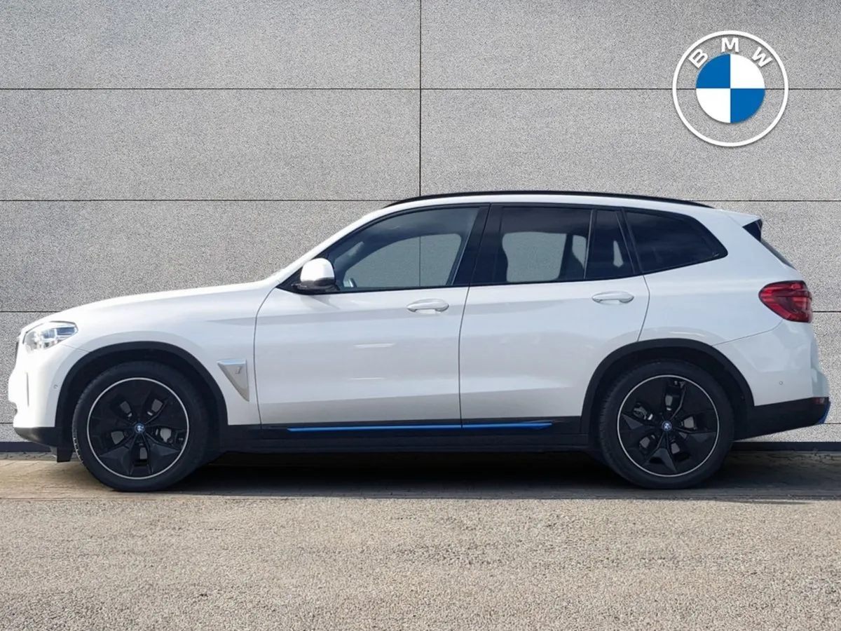 BMW iX3 Premier Edition Pro - Image 3
