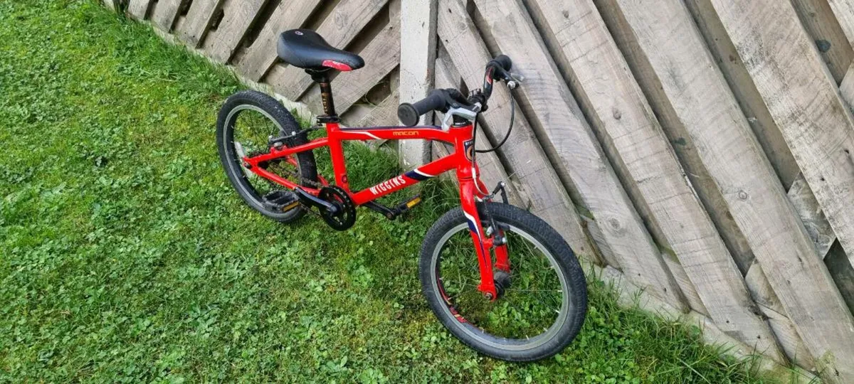 Kids bike - Image 1