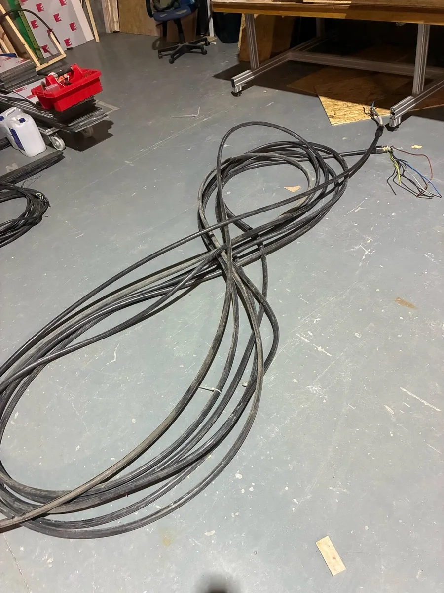 40M of 3 phase cable