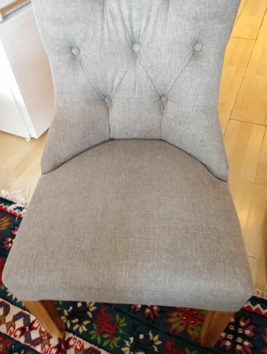 Set of 4 dining room chairs - Image 4