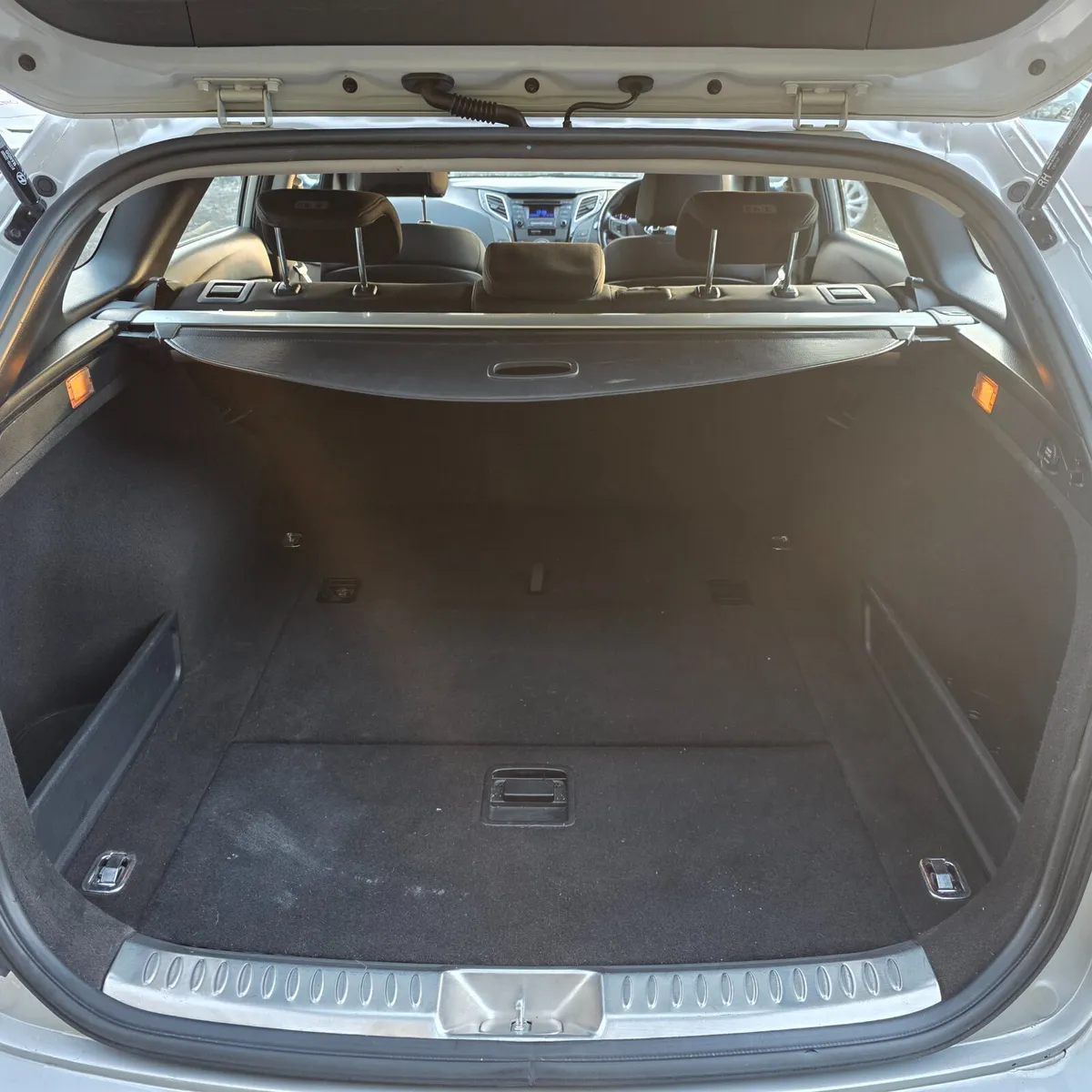 Hyundai i40 2015 Manual - Image 4