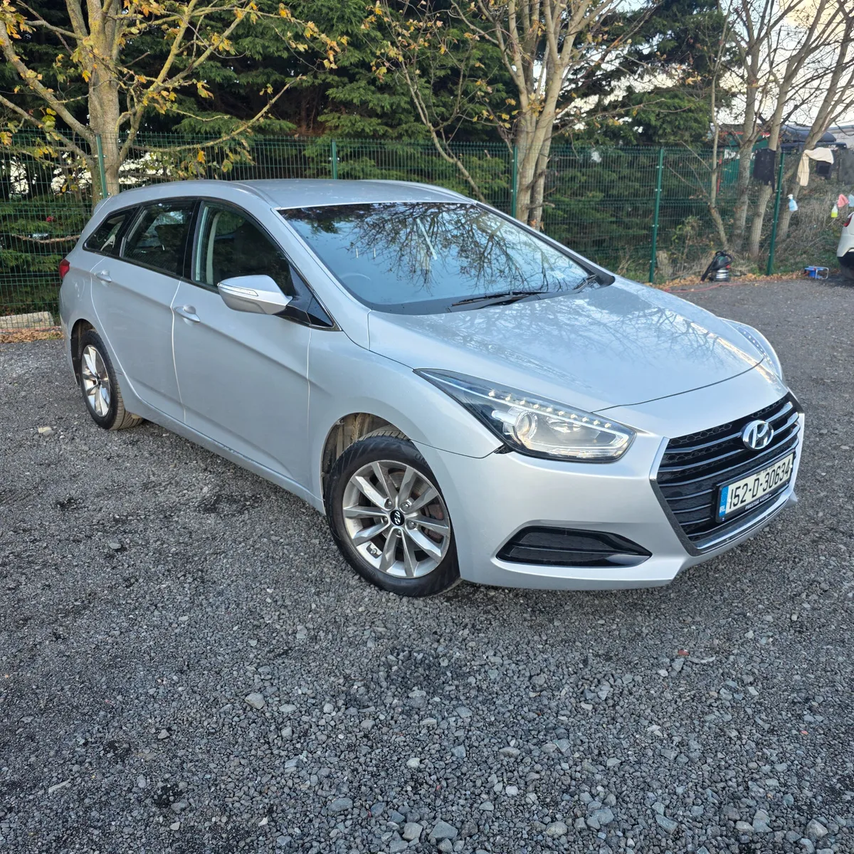 Hyundai i40 2015 Manual - Image 1
