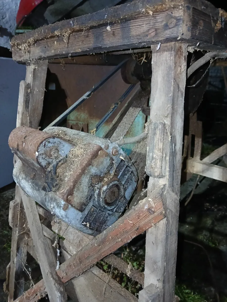 Antique Bench saw - Image 2