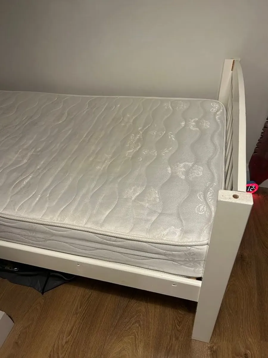 Single Bed - Image 3