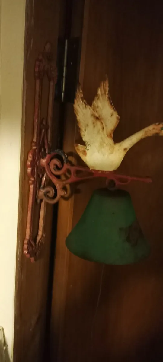 Cast Iron outside Doorbell - Image 1